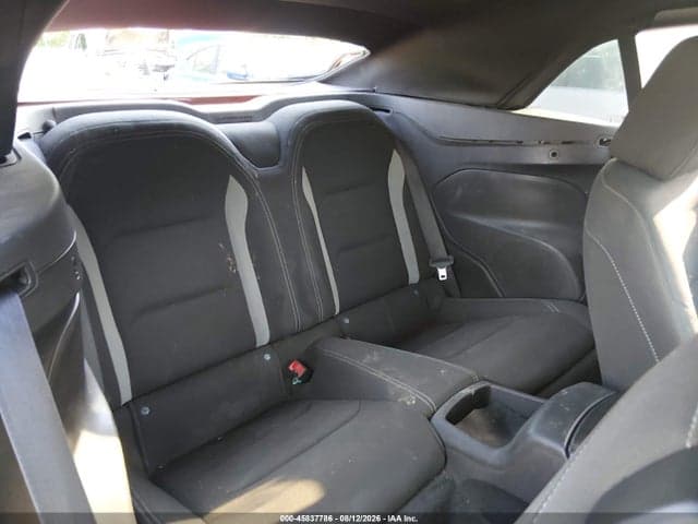 2019 CHEVROLET CAMARO 1LT 8