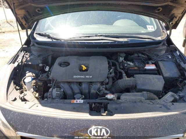 2017 KIA FORTE S 10