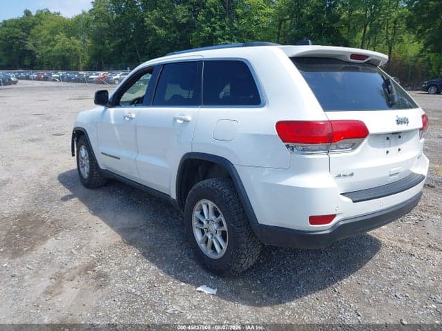 2019 JEEP GRAND CHEROKEE LAREDO E 4X4 3