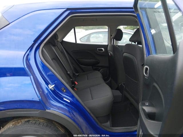 2022 HYUNDAI VENUE SE 8