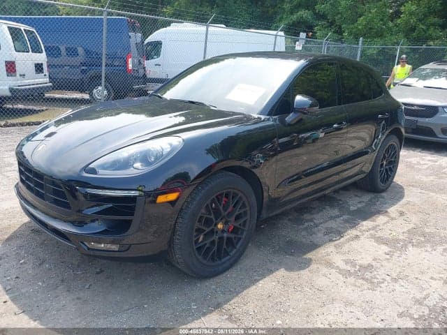 2018 PORSCHE MACAN GTS 2