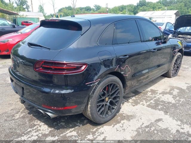 2018 PORSCHE MACAN GTS 4