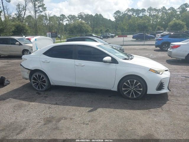 2017 TOYOTA COROLLA SE 14