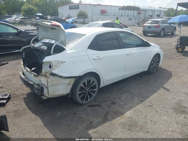 2017 TOYOTA COROLLA SE 4