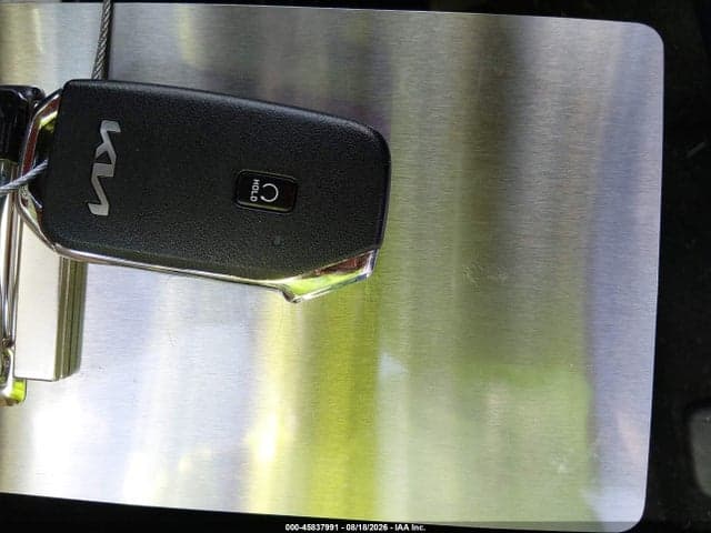 2023 KIA SORENTO 11