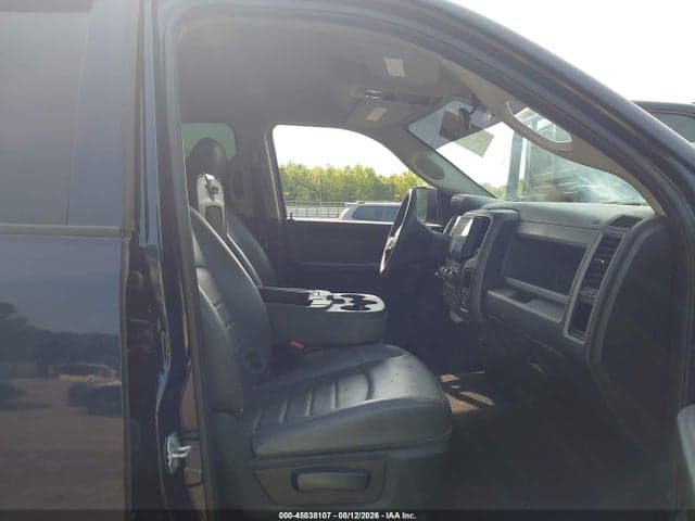 2019 RAM 1500 CLASSIC EXPRESS 4X4 6'4 BOX 5