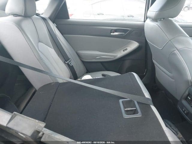 2019 TOYOTA AVALON XLE 8