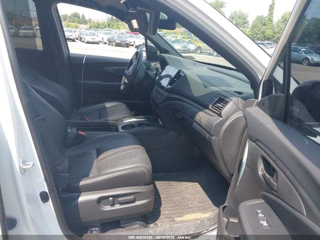 2022 HONDA PILOT AWD TRAILSPORT 5