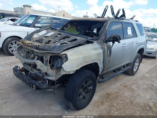 2022 TOYOTA 4RUNNER SR5 2