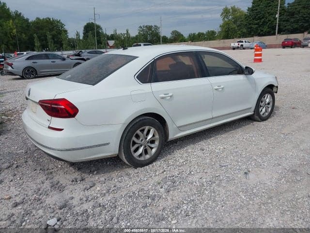 2017 VOLKSWAGEN PASSAT 1.8T SE 4