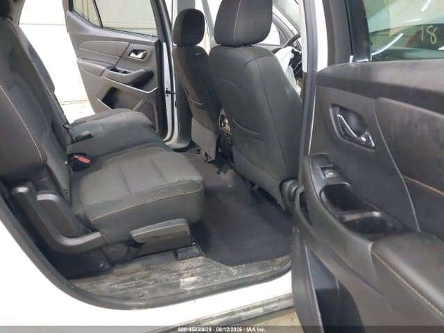 2018 CHEVROLET TRAVERSE LS 8