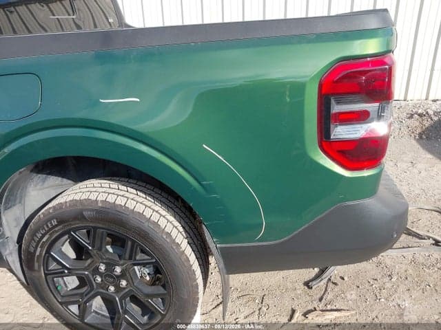 2025 FORD MAVERICK LARIAT 17