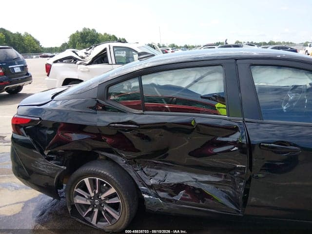 2021 NISSAN VERSA SV XTRONIC CVT 6