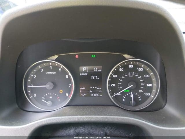 2017 HYUNDAI ELANTRA SE 7