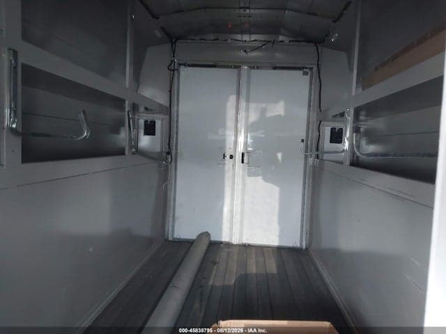 2021 CHEVROLET EXPRESS CUTAWAY WORK VAN 6