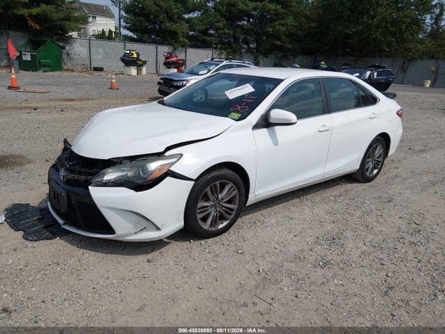 2017 TOYOTA CAMRY SE 2