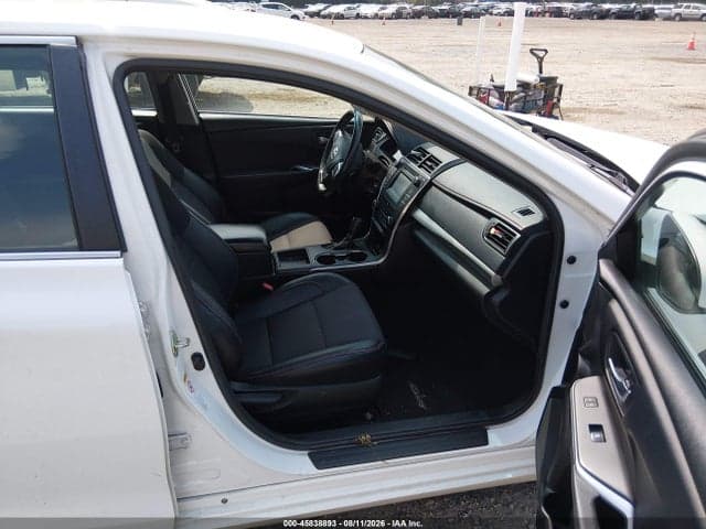 2017 TOYOTA CAMRY SE 5