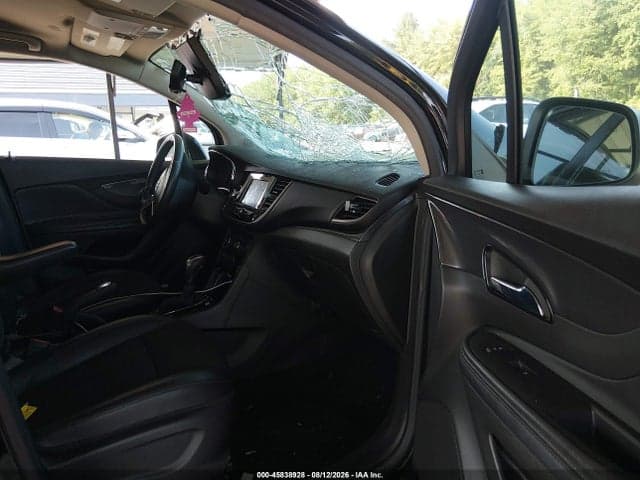 2022 BUICK ENCORE AWD PREFERRED 5