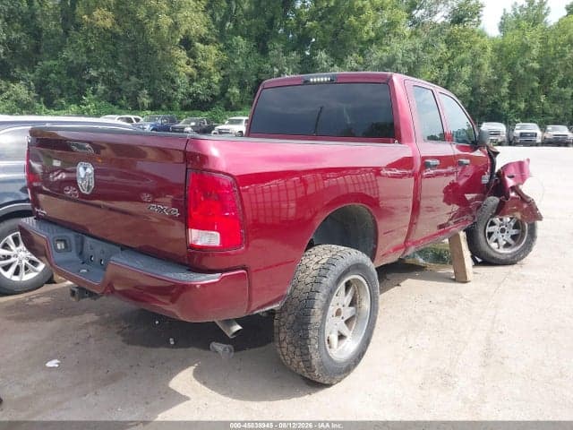 2018 RAM 1500 EXPRESS 4X4 6'4 BOX 4