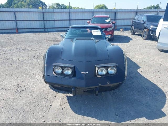 1977 CHEVROLET CORVETTE 12