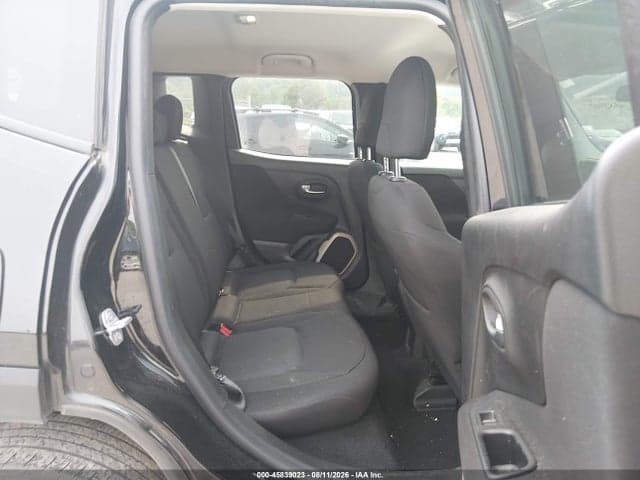 2017 JEEP RENEGADE LATITUDE 8