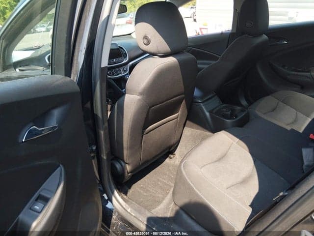 2018 CHEVROLET VOLT LT 8