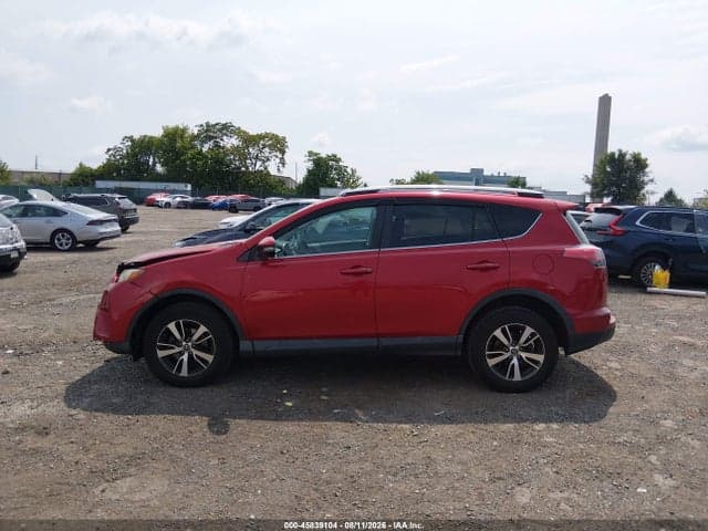 2017 TOYOTA RAV4 XLE 14