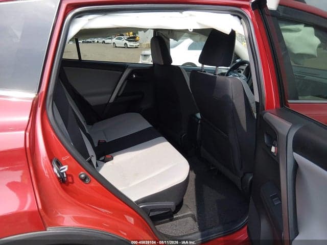 2017 TOYOTA RAV4 XLE 8