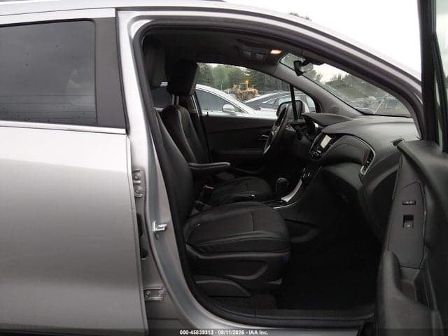 2019 CHEVROLET TRAX LT 5