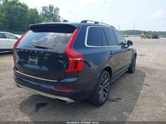 2017 VOLVO XC90 T6 MOMENTUM 4