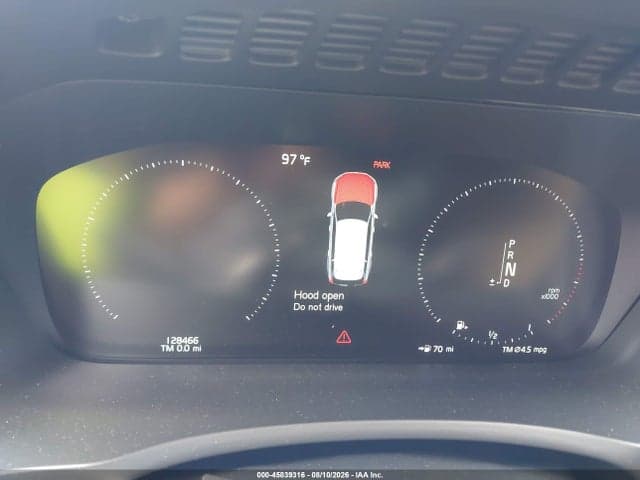 2017 VOLVO XC90 T6 MOMENTUM 7