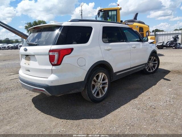 2017 FORD EXPLORER XLT 4