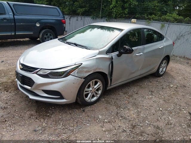 2017 CHEVROLET CRUZE LT AUTO 2