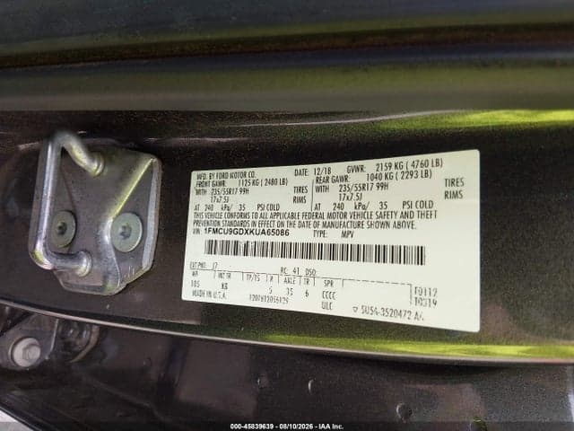 2019 FORD ESCAPE SE 9