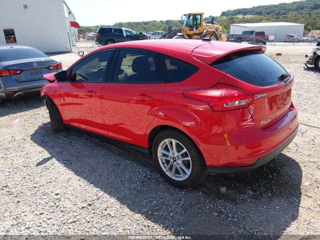 2017 FORD FOCUS SE 3