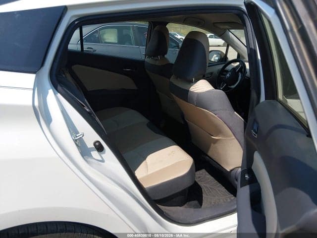 2017 TOYOTA PRIUS THREE 8