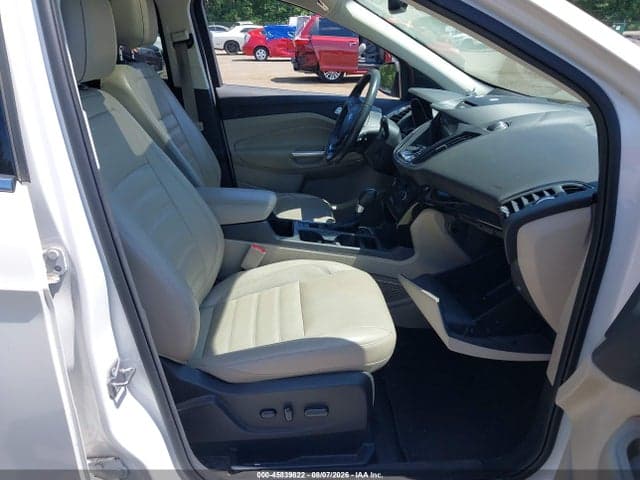 2017 FORD ESCAPE TITANIUM 5