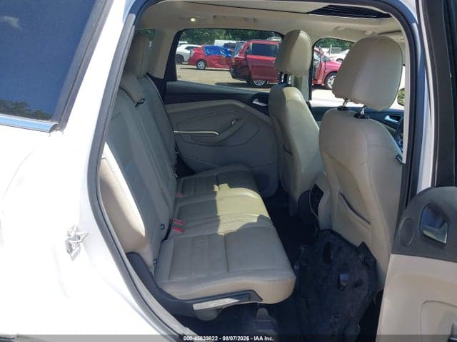 2017 FORD ESCAPE TITANIUM 8