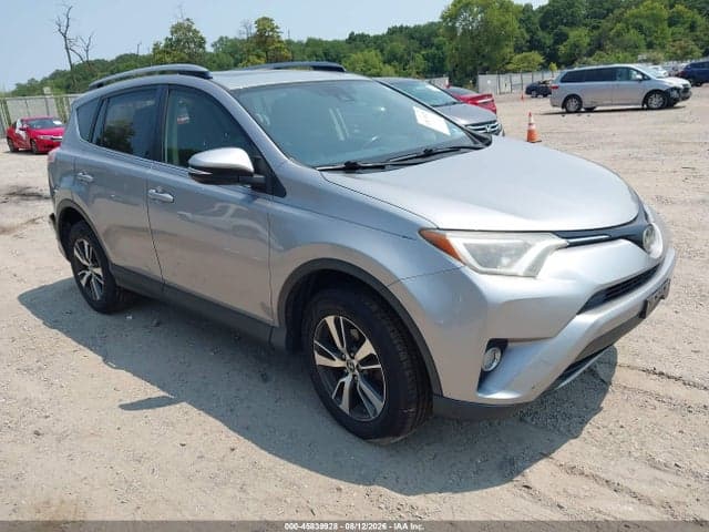 2018 TOYOTA RAV4 XLE 1