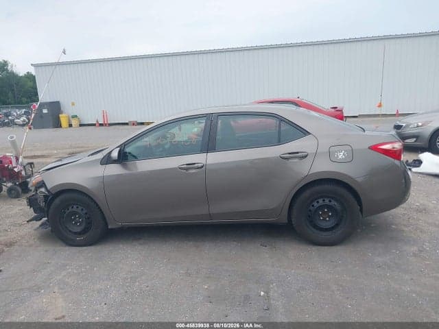 2019 TOYOTA COROLLA LE 15