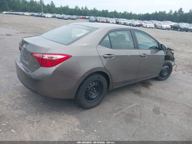 2019 TOYOTA COROLLA LE 4