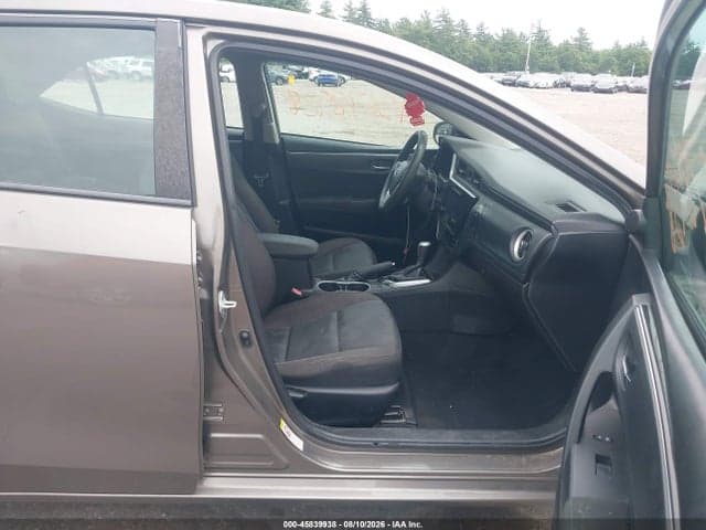2019 TOYOTA COROLLA LE 5