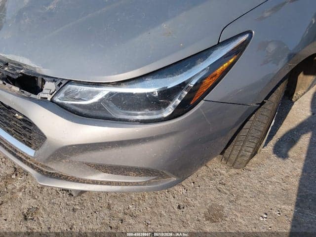 2018 CHEVROLET CRUZE LT AUTO 6