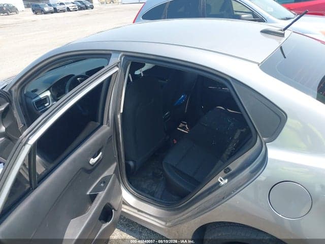 2021 KIA RIO S 8