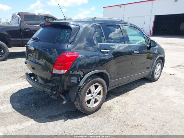 2018 CHEVROLET TRAX LT 4