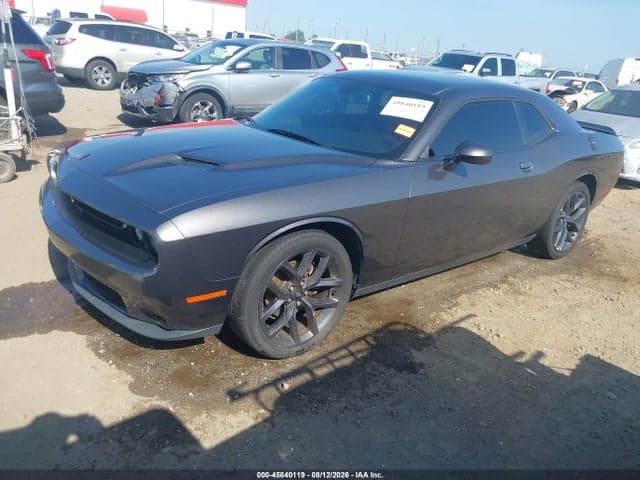 2020 DODGE CHALLENGER SXT 2