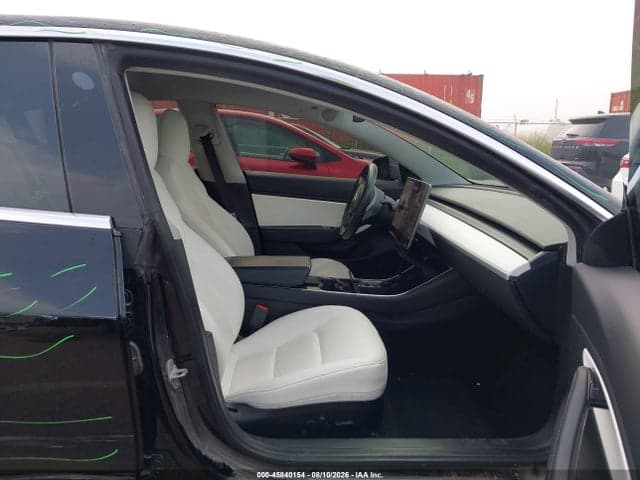 2018 TESLA MODEL 3 LONG RANGE/PERFORMANCE 5