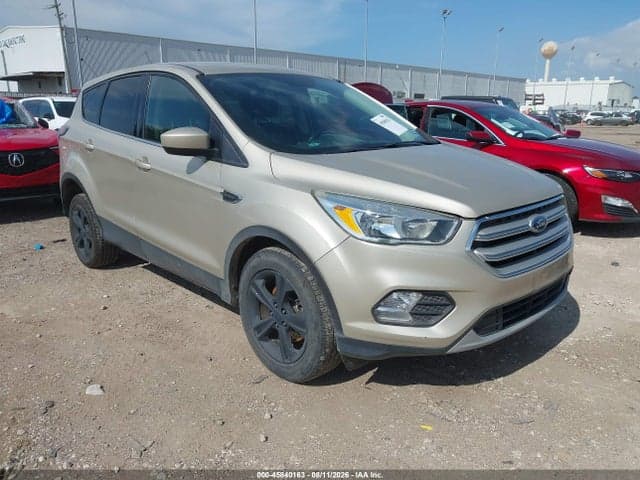 2017 FORD ESCAPE SE 1