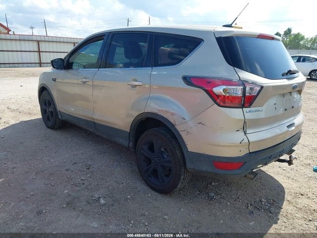 2017 FORD ESCAPE SE 3
