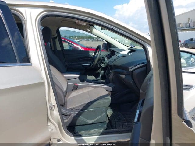 2017 FORD ESCAPE SE 5